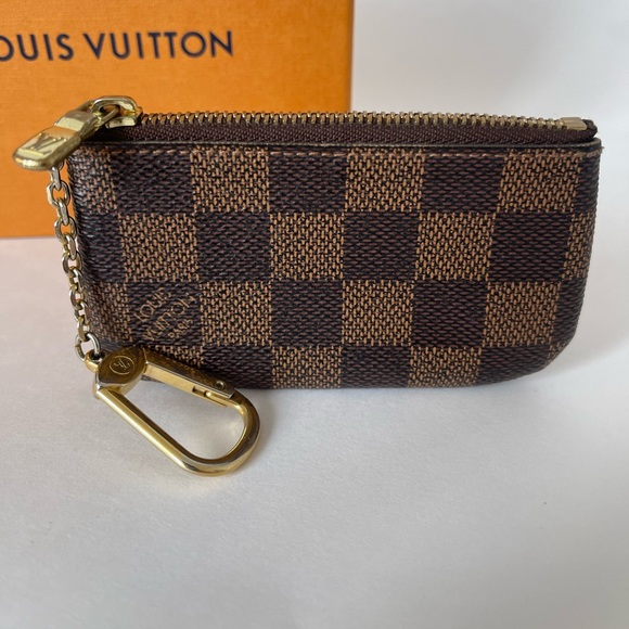 LOUIS VUITTON Key Clée damier ébène - Picture 4 of 12